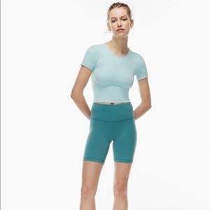 ARITZIA TnaBUTTER™ Atmosphere Hi-Rise 7" Short - Yucca Green - XS